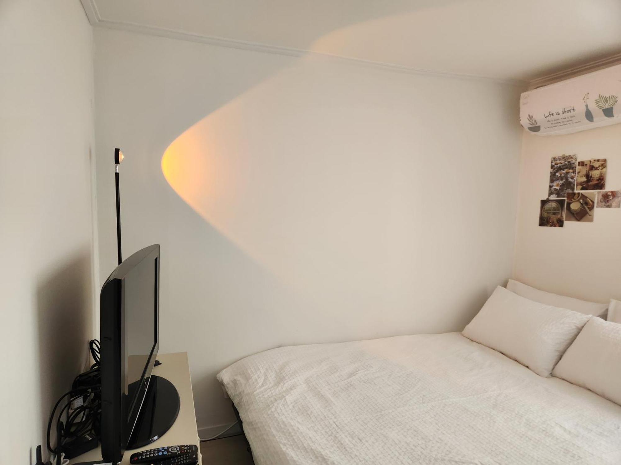 Sweethome, 2 & Beds By Kunkook Station Line2,7 * Seoul